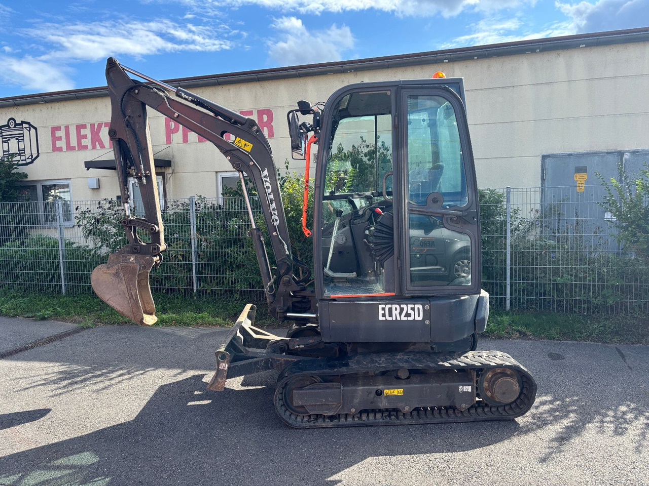 Volvo ECR 25 D - Mini excavator: picture 1 Volvo ECR 25 D - Mini excavator: picture 1