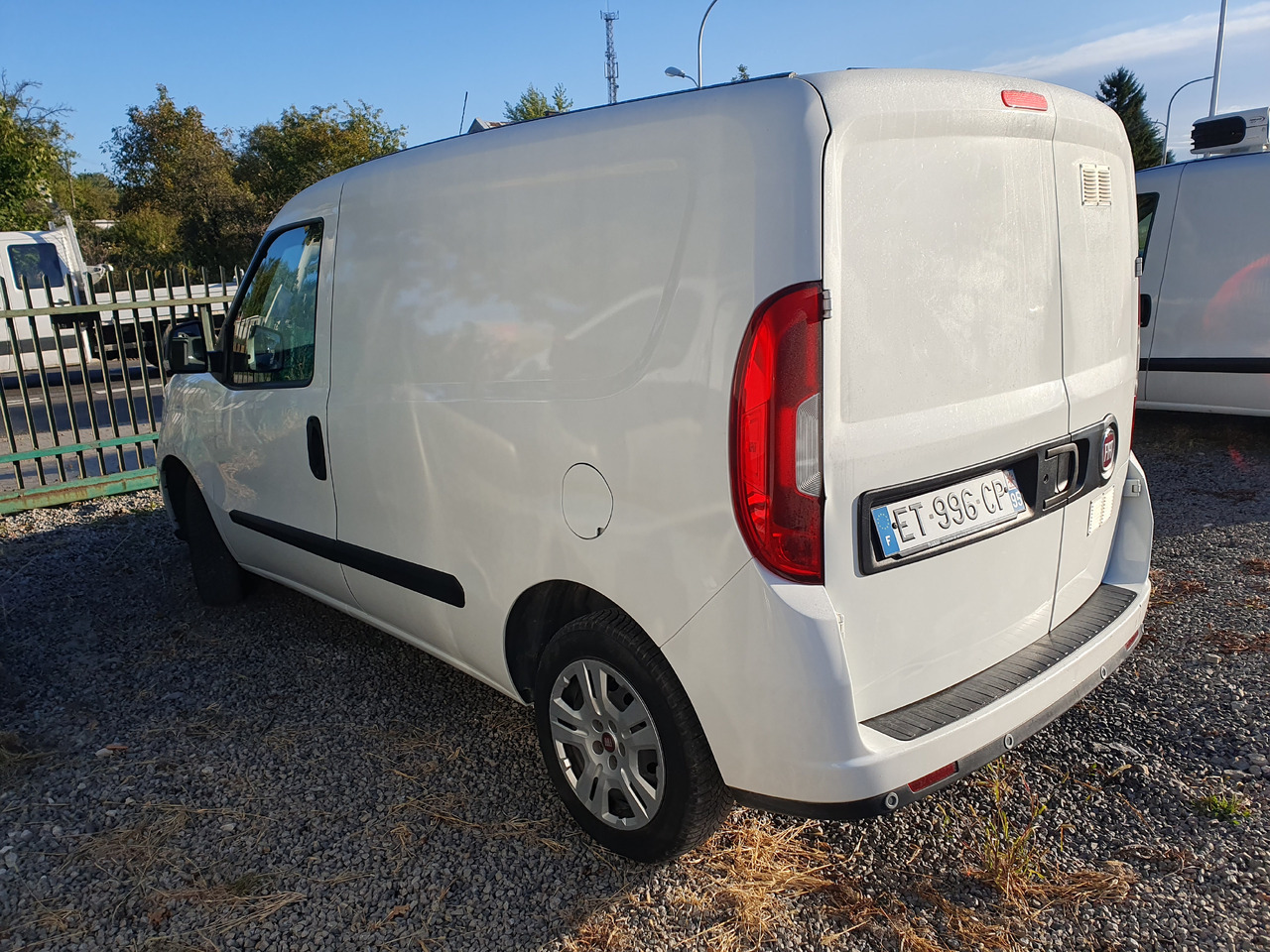 FIAT DOBLO CHLODNIA THERMOKING KLIMA EURO6 - Refrigerated van: picture 3 FIAT DOBLO CHLODNIA THERMOKING KLIMA EURO6 - Refrigerated van: picture 3