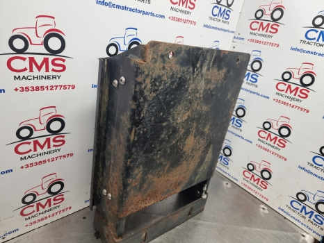 Footstep Claas Arion 600, 640, 500, 600 Foot Step Lhs 0012609203, 0012609204: picture 7 Footstep Claas Arion 600, 640, 500, 600 Foot Step Lhs 0012609203, 0012609204: picture 7
