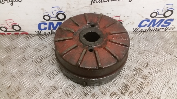 David Brown 1200, 1390, 1394,1290, 1294, 990, 995 Brake Drum K917989, 920433 - Brake drum for Farm tractor: picture 1 David Brown 1200, 1390, 1394,1290, 1294, 990, 995 Brake Drum K917989, 920433 - Brake drum for Farm tractor: picture 1