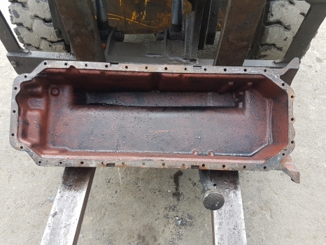Deutz Agrotron 150, Ttv, Mk3, Oil Sump, Oil Pan 04253996, 0427589 - Engine and parts for Agricultural machinery: picture 5 Deutz Agrotron 150, Ttv, Mk3, Oil Sump, Oil Pan 04253996, 0427589 - Engine and parts for Agricultural machinery: picture 5