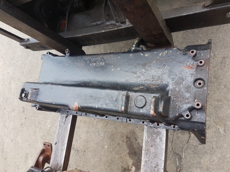 Deutz Agrotron 150, Ttv, Mk3, Oil Sump, Oil Pan 04253996, 0427589 - Engine and parts for Agricultural machinery: picture 3 Deutz Agrotron 150, Ttv, Mk3, Oil Sump, Oil Pan 04253996, 0427589 - Engine and parts for Agricultural machinery: picture 3