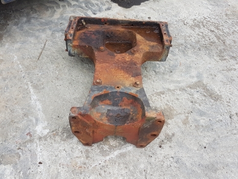 Fiat 70-90, 55-90, 60-90, 80-90 Front Axle Casting, Support 5120492, 5142827 - Front axle for Farm tractor: picture 3 Fiat 70-90, 55-90, 60-90, 80-90 Front Axle Casting, Support 5120492, 5142827 - Front axle for Farm tractor: picture 3