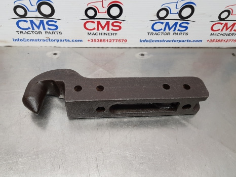 Ford 3, 3610, 3910, 4610, Pick Up Hitch Hook E0nn-e918-aa, E0nne918aa - Frame/ Chassis: picture 3 Ford 3, 3610, 3910, 4610, Pick Up Hitch Hook E0nn-e918-aa, E0nne918aa - Frame/ Chassis: picture 3