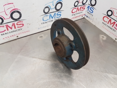 Ford 3000, 4000, 5000, 2110, 2310 Crankshaft Pulley D5nn6a312a ,83903583 - Engine and parts for Farm tractor: picture 2 Ford 3000, 4000, 5000, 2110, 2310 Crankshaft Pulley D5nn6a312a ,83903583 - Engine and parts for Farm tractor: picture 2