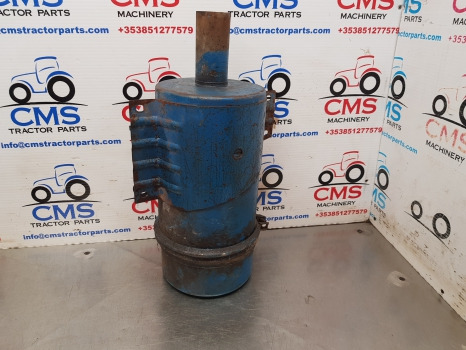 Ford 3000, 4000, 5000, 5100, 5200 Engine Air Filter Box, Oil Bath C5ne9600e - Air intake system: picture 4 Ford 3000, 4000, 5000, 5100, 5200 Engine Air Filter Box, Oil Bath C5ne9600e - Air intake system: picture 4