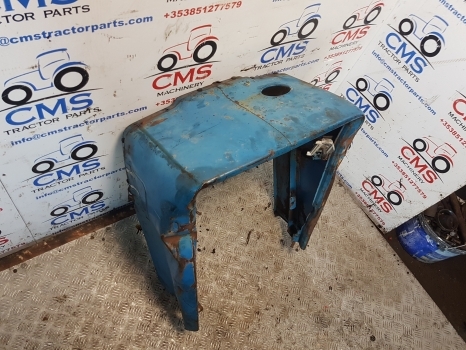 Ford 4600, 5000, 4140, 3600 Nose Cone For Wer Air Cleaner D4nn8n202d, D4nn8n202m - Body and exterior for Farm tractor: picture 2 Ford 4600, 5000, 4140, 3600 Nose Cone For Wer Air Cleaner D4nn8n202d, D4nn8n202m - Body and exterior for Farm tractor: picture 2
