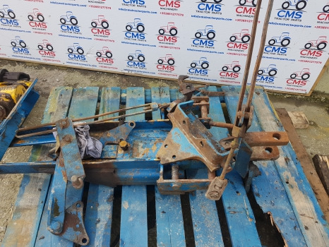 Frame/ Chassis Ford 4610, 4600, 4000, 3910,  Pick Up Hitch Complete Original: picture 6