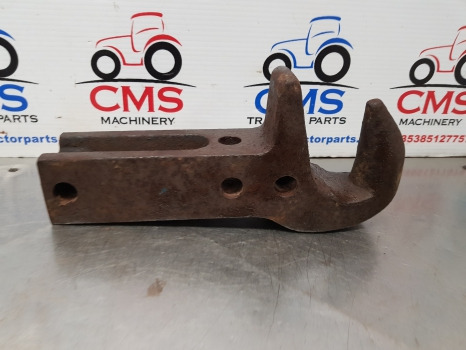 Ford 7810, 6610, 6410, 7710, 8210 Hook For Fwd. E0nne918ac29b, 83943810 - Frame/ Chassis: picture 2 Ford 7810, 6610, 6410, 7710, 8210 Hook For Fwd. E0nne918ac29b, 83943810 - Frame/ Chassis: picture 2