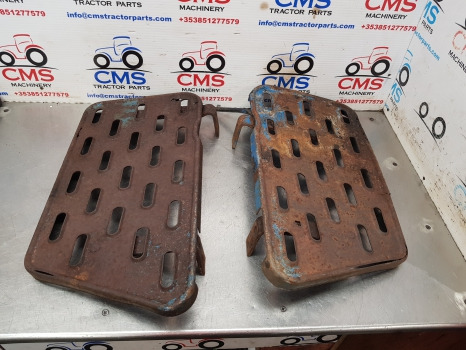 Ford Dexta, Super Dexta Cab Footstep Pair 957e16472a, 957e16473b - Air intake system: picture 2 Ford Dexta, Super Dexta Cab Footstep Pair 957e16472a, 957e16473b - Air intake system: picture 2
