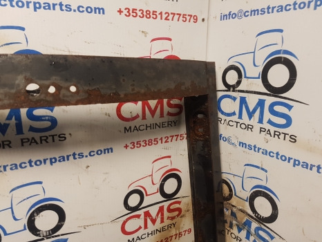 John Deere 2140, 2040, 3040, 3150 Sg2 Cab Door Frame Al118343 , Ar103010 - Door and parts: picture 5 John Deere 2140, 2040, 3040, 3150 Sg2 Cab Door Frame Al118343 , Ar103010 - Door and parts: picture 5