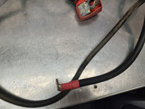 John Deere 6145r, 6r Series, Battery Cables Assy Al218316, Al220485 - Electrical system for Agricultural machinery: picture 3 John Deere 6145r, 6r Series, Battery Cables Assy Al218316, Al220485 - Electrical system for Agricultural machinery: picture 3