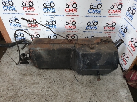 Lamborghini 1106 4wd Right Hand Side Diesel Tank 0.257.8143.3/40 - Fuel tank for Farm tractor: picture 1 Lamborghini 1106 4wd Right Hand Side Diesel Tank 0.257.8143.3/40 - Fuel tank for Farm tractor: picture 1