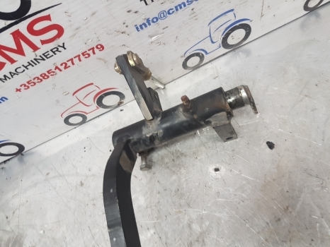 Manitou Mrt 2540 M Series Cab Brake Pedal 527321 - Pedal for Telescopic handler: picture 5 Manitou Mrt 2540 M Series Cab Brake Pedal 527321 - Pedal for Telescopic handler: picture 5