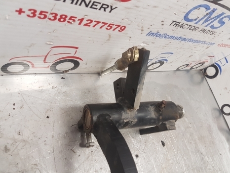 Manitou Mrt 2540 M Series Cab Brake Pedal 527321 - Pedal for Telescopic handler: picture 4 Manitou Mrt 2540 M Series Cab Brake Pedal 527321 - Pedal for Telescopic handler: picture 4