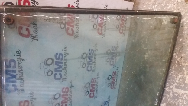 Massey Ferguson 690 Cab Frong Glass Windscreen Tg1246 - Windscreen for Farm tractor: picture 3 Massey Ferguson 690 Cab Frong Glass Windscreen Tg1246 - Windscreen for Farm tractor: picture 3