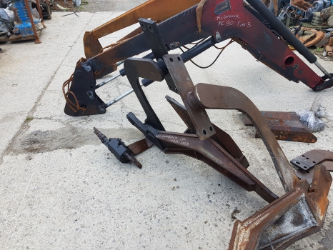 Mccormick Mc 130 Power4 Tier 3, 120, 110, Front Loader Complete - Front loader for tractor: picture 3 Mccormick Mc 130 Power4 Tier 3, 120, 110, Front Loader Complete - Front loader for tractor: picture 3