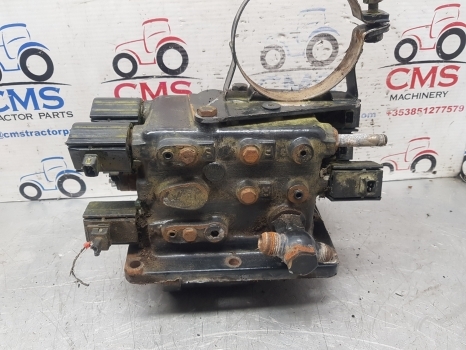 New Holland Case Tm, Mxm Tm140 Range Command Transmission Control Valve 5178478 - Transmission for Farm tractor: picture 2 New Holland Case Tm, Mxm Tm140 Range Command Transmission Control Valve 5178478 - Transmission for Farm tractor: picture 2