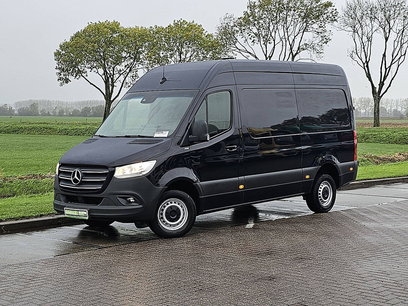 Mercedes-Benz Sprinter 314 L2H2 3.5T-Trekhaak! - Panel van: picture 2 Mercedes-Benz Sprinter 314 L2H2 3.5T-Trekhaak! - Panel van: picture 2