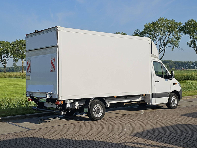 Mercedes-Benz Sprinter 317 Bakwagen Laadklep! - Box van: picture 3 Mercedes-Benz Sprinter 317 Bakwagen Laadklep! - Box van: picture 3