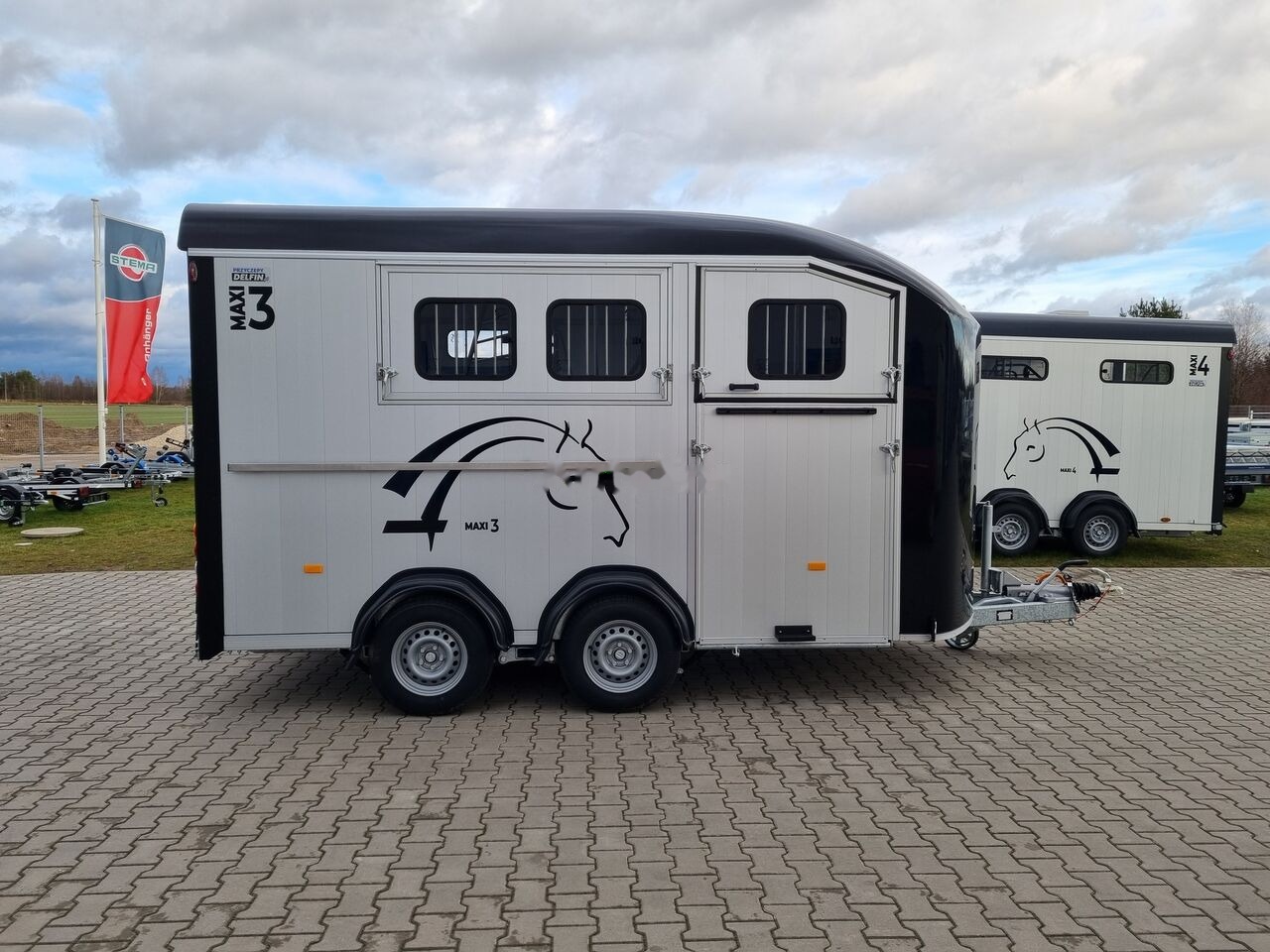 New Horse trailer Cheval Liberté Maxi 3 Minimax trailer for 3 horses GVW 3500kg tack room saddle: picture 17