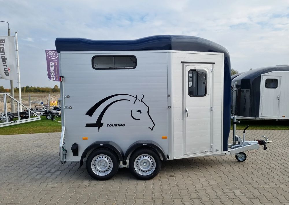 Cheval Liberte Touring Country + Siodlarnia - Car trailer: picture 4 Cheval Liberte Touring Country + Siodlarnia - Car trailer: picture 4