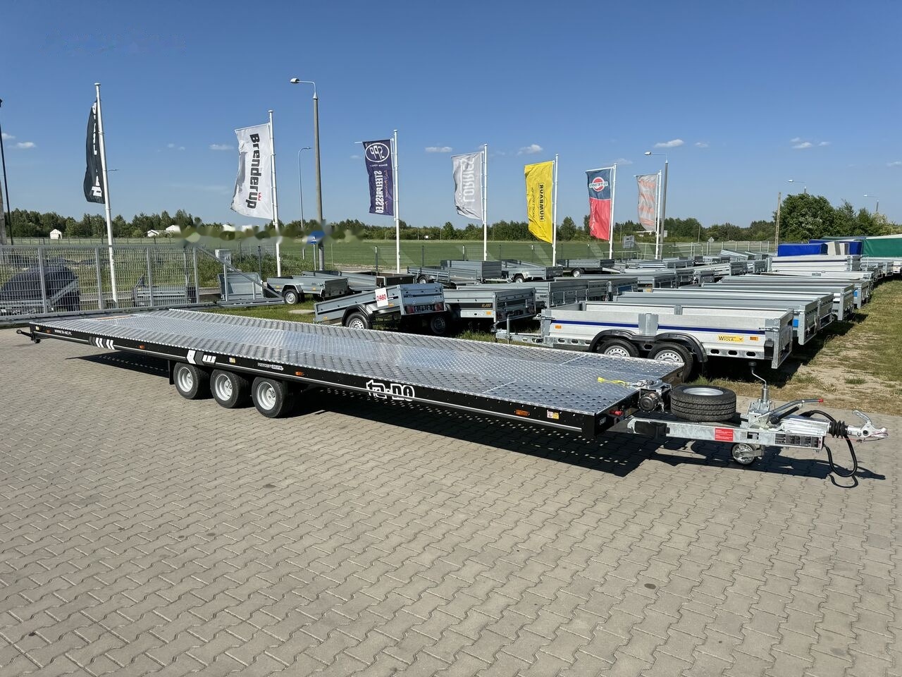 TA-NO TRIO 35.85 FT PREMIUM trailer for 2 cars black coated - Autotransporter trailer: picture 1 TA-NO TRIO 35.85 FT PREMIUM trailer for 2 cars black coated - Autotransporter trailer: picture 1