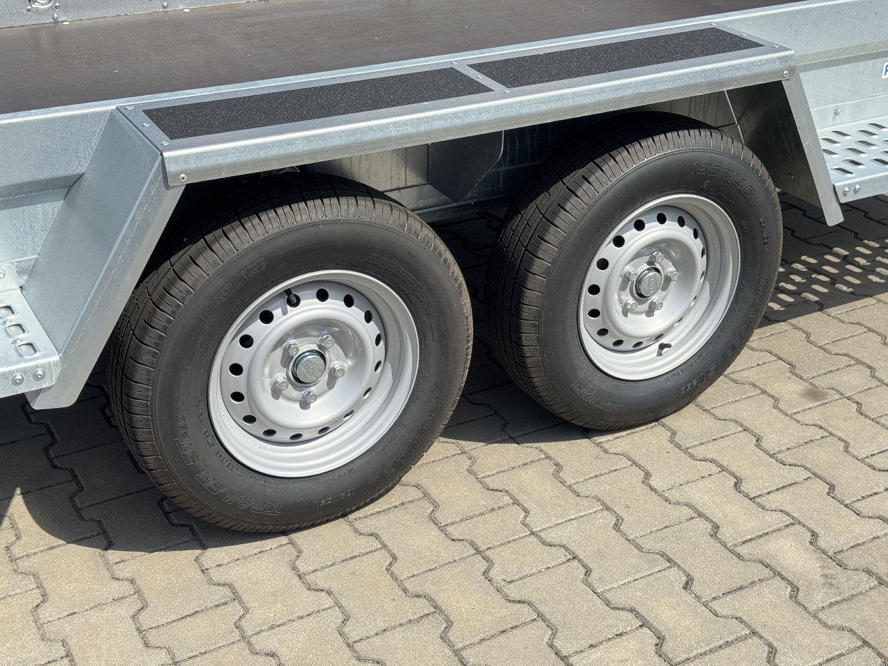 New Plant trailer ZASŁAW MK350TH: picture 5