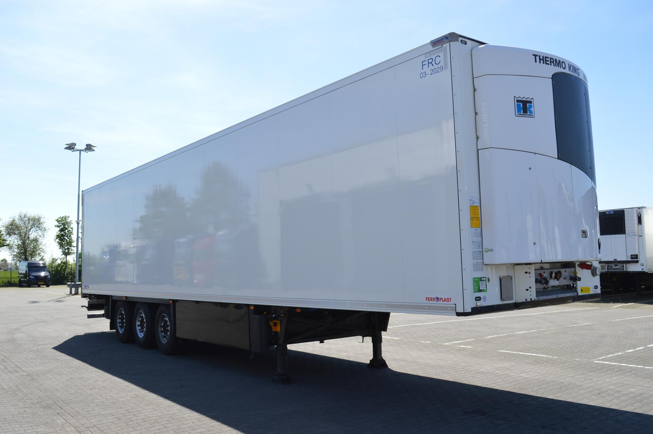 Schmitz Cargobull SKO FP 45 ThermoKing SLXi 300 - Refrigerator semi-trailer: picture 2 Schmitz Cargobull SKO FP 45 ThermoKing SLXi 300 - Refrigerator semi-trailer: picture 2