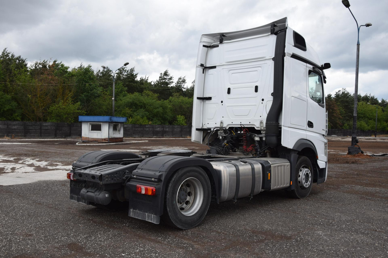 Mercedes-Benz Actros 5 1845 BigSpace - Tractor unit: picture 4 Mercedes-Benz Actros 5 1845 BigSpace - Tractor unit: picture 4