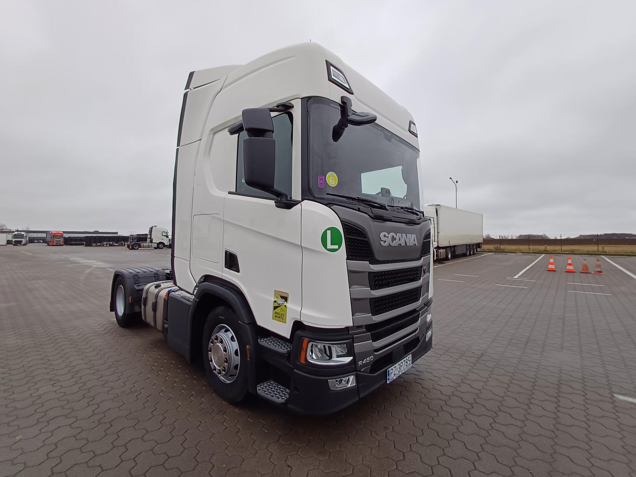 Scania R450 CR20H Retarder - Tractor unit: picture 2 Scania R450 CR20H Retarder - Tractor unit: picture 2