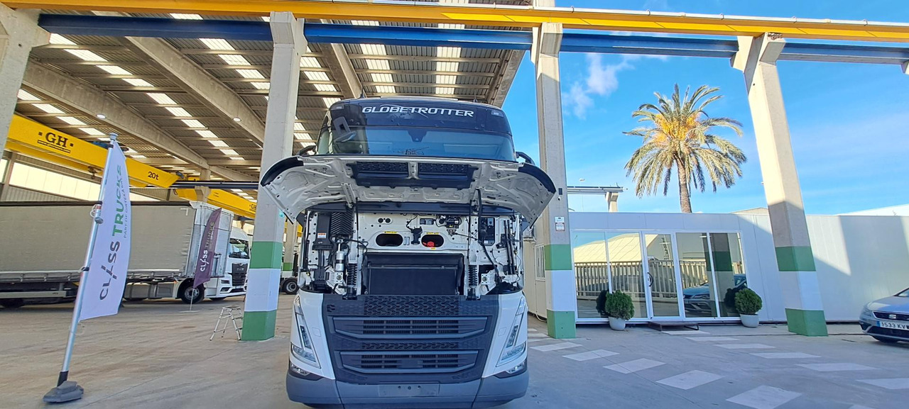 Volvo FH 460 Globetrotter XL Retarder i-Save - Tractor unit: picture 4 Volvo FH 460 Globetrotter XL Retarder i-Save - Tractor unit: picture 4