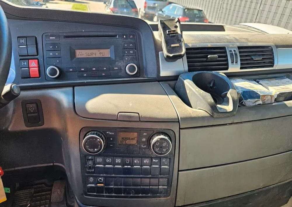 Tipper MAN TGS 26.480 6x4 WYWROTKA 3-STRONNA | AUTOMAT | EURO 5 | PRZEBIEG 310 000km!: picture 8 Tipper MAN TGS 26.480 6x4 WYWROTKA 3-STRONNA | AUTOMAT | EURO 5 | PRZEBIEG 310 000km!: picture 8