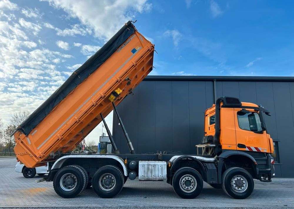 Mercedes-Benz 4145 / 8x6 / Wywrotka trójstronna Meiller Bordmatik manual / Euro 6 / Retarder / 440 000 km! - Tipper: picture 4 Mercedes-Benz 4145 / 8x6 / Wywrotka trójstronna Meiller Bordmatik manual / Euro 6 / Retarder / 440 000 km! - Tipper: picture 4
