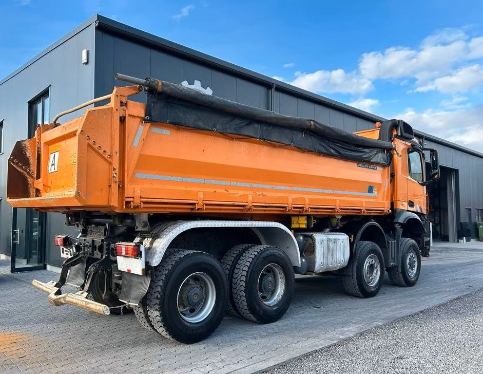 Mercedes-Benz 4145 / 8x6 / Wywrotka trójstronna Meiller Bordmatik manual / Euro 6 / Retarder / 440 000 km! - Tipper: picture 2 Mercedes-Benz 4145 / 8x6 / Wywrotka trójstronna Meiller Bordmatik manual / Euro 6 / Retarder / 440 000 km! - Tipper: picture 2