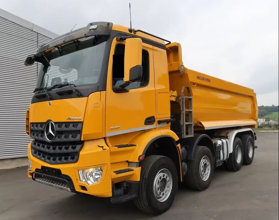 Mercedes-Benz Arocs 3251 / 8x4 / Wywrotka Meiller 3- stronna /  Euro 6d / Przebieg: 215 600 km - Tipper: picture 1 Mercedes-Benz Arocs 3251 / 8x4 / Wywrotka Meiller 3- stronna /  Euro 6d / Przebieg: 215 600 km - Tipper: picture 1