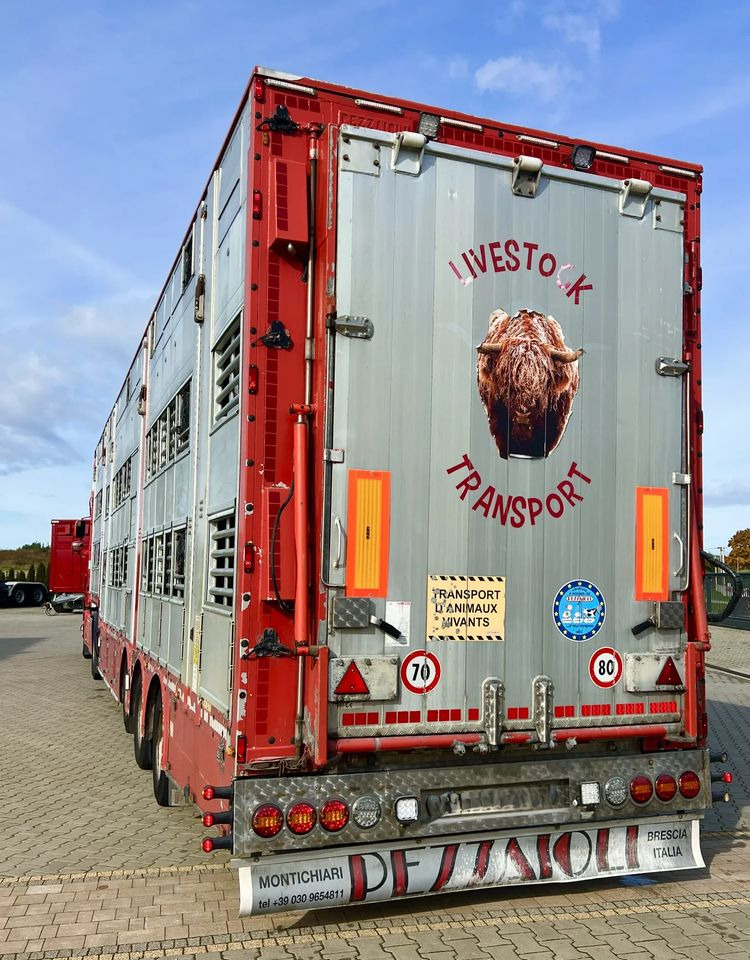 Livestock semi-trailer Pezzaioli NACZEPA  2017 / 3 POZIOMY / TRANSPORT ZWIERZĄT / HYDRAULIKA / STEROWANIE PILOTEM/ PODNOSZONY DACH /: picture 10