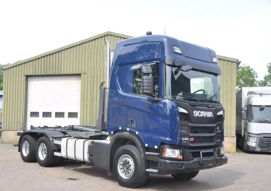 Scania R450 XT / 6X4/ RETARDER/EURO 6/OŚ PODNOSZONA Z NAPĘDEM/ - Hook lift truck: picture 5 Scania R450 XT / 6X4/ RETARDER/EURO 6/OŚ PODNOSZONA Z NAPĘDEM/ - Hook lift truck: picture 5