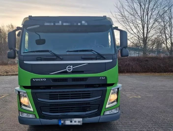 Volvo FM 420 – zabudowa + plandeka / Automatyczna skrzynia / Euro 6 / Zawieszenie pneumatyczne/ 4x2/ - Curtainsider truck: picture 5 Volvo FM 420 – zabudowa + plandeka / Automatyczna skrzynia / Euro 6 / Zawieszenie pneumatyczne/ 4x2/ - Curtainsider truck: picture 5