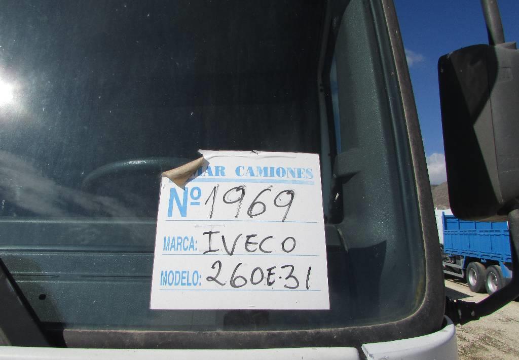 IVECO 260 E31 6X2 CAJA FIJA - Dropside/ Flatbed truck: picture 3 IVECO 260 E31 6X2 CAJA FIJA - Dropside/ Flatbed truck: picture 3