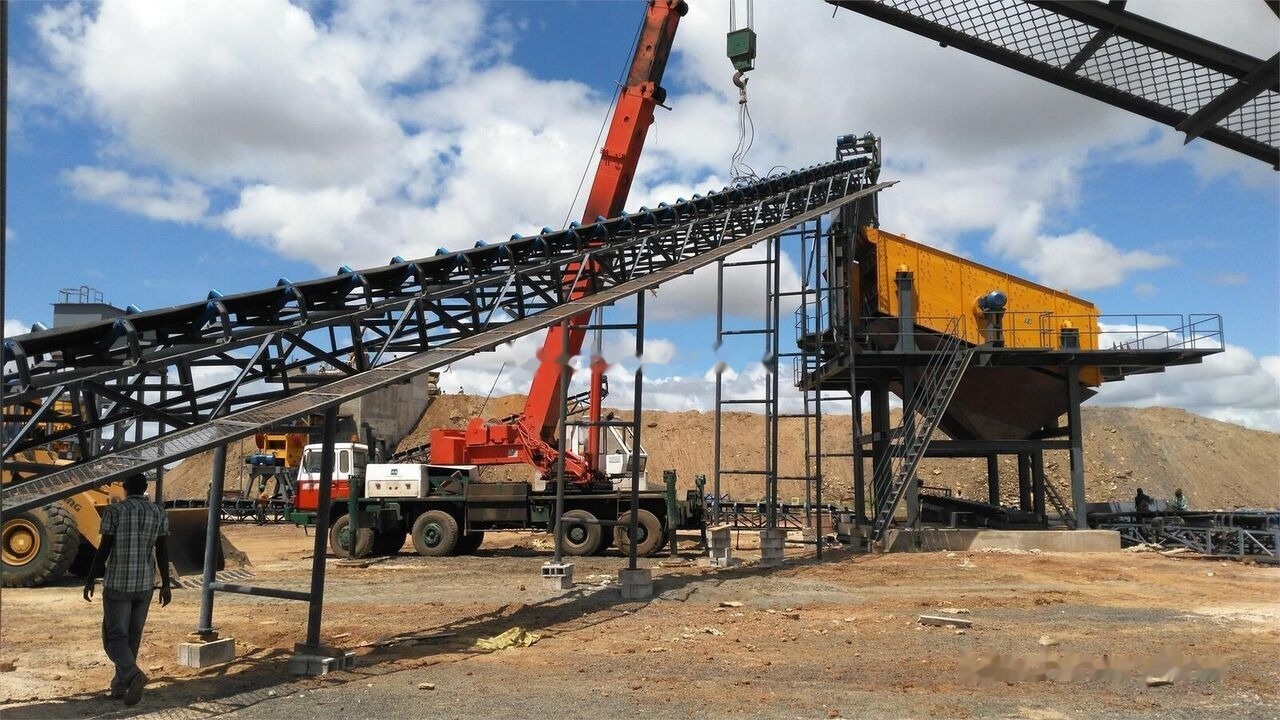 Kinglink 250-300 TPH Usine fixe de concassage de pierre basaltique - Crusher: picture 3 Kinglink 250-300 TPH Usine fixe de concassage de pierre basaltique - Crusher: picture 3
