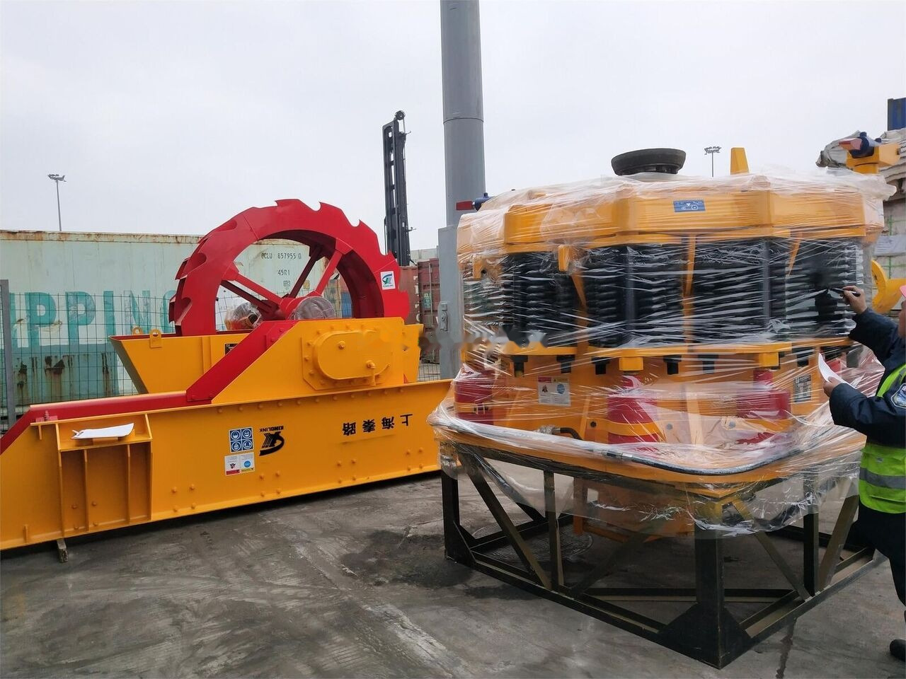 Kinglink KLM1300 MINYU Cone Crusher | Copper - Cone crusher: picture 3 Kinglink KLM1300 MINYU Cone Crusher | Copper - Cone crusher: picture 3