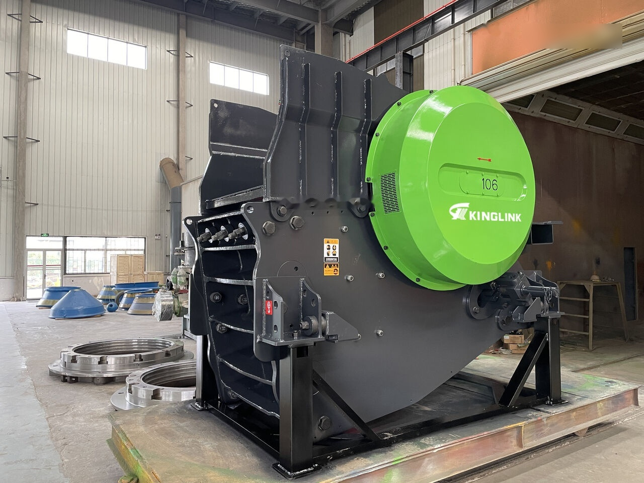 Kinglink NEW C106 Hydraulic Jaw Crusher for Hard stone - Jaw crusher: picture 2 Kinglink NEW C106 Hydraulic Jaw Crusher for Hard stone - Jaw crusher: picture 2