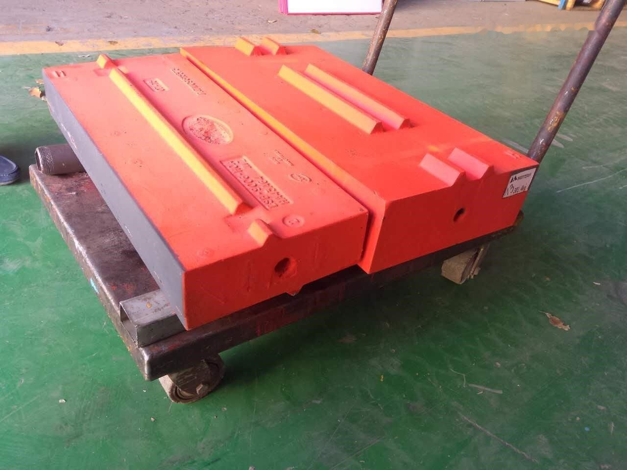 BLOW BAR for Impact crusher - Spare parts for Jaw crusher: picture 1 BLOW BAR for Impact crusher - Spare parts for Jaw crusher: picture 1