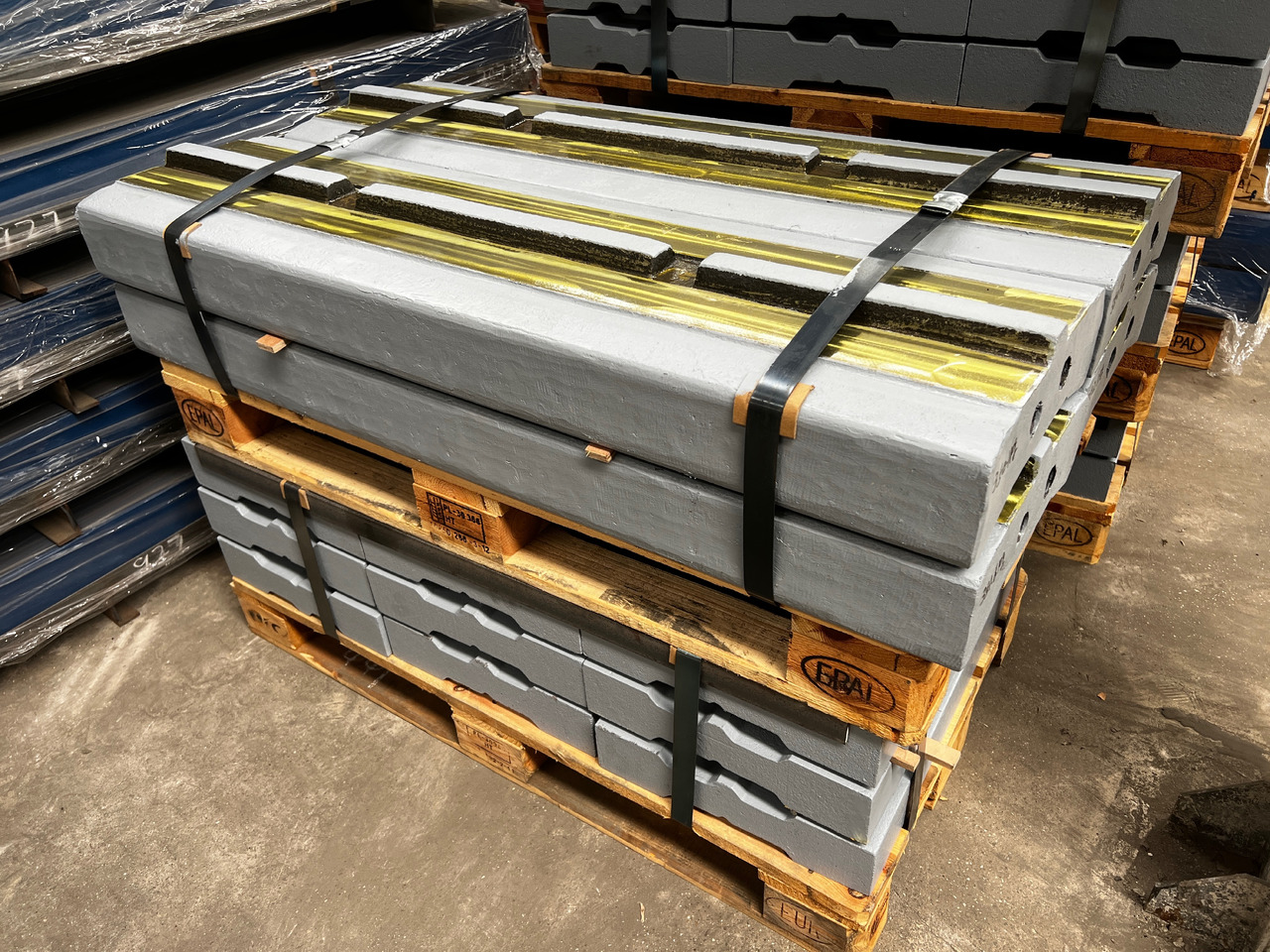 Blow Bar for Metso NP1110, NP1213, NP1315, NP1415, NP1520 - Spare parts for Impact crusher: picture 2 Blow Bar for Metso NP1110, NP1213, NP1315, NP1415, NP1520 - Spare parts for Impact crusher: picture 2