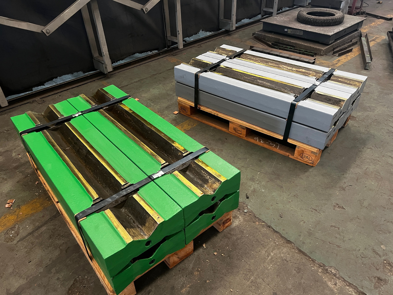 Blow Bar for Metso NP1110, NP1213, NP1315, NP1415, NP1520 - Spare parts for Impact crusher: picture 1 Blow Bar for Metso NP1110, NP1213, NP1315, NP1415, NP1520 - Spare parts for Impact crusher: picture 1