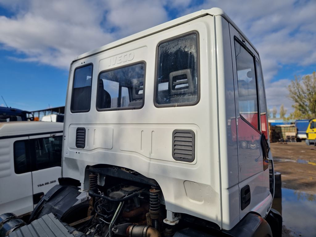 IVECO EUROCARGO - Cab for Truck: picture 4 IVECO EUROCARGO - Cab for Truck: picture 4
