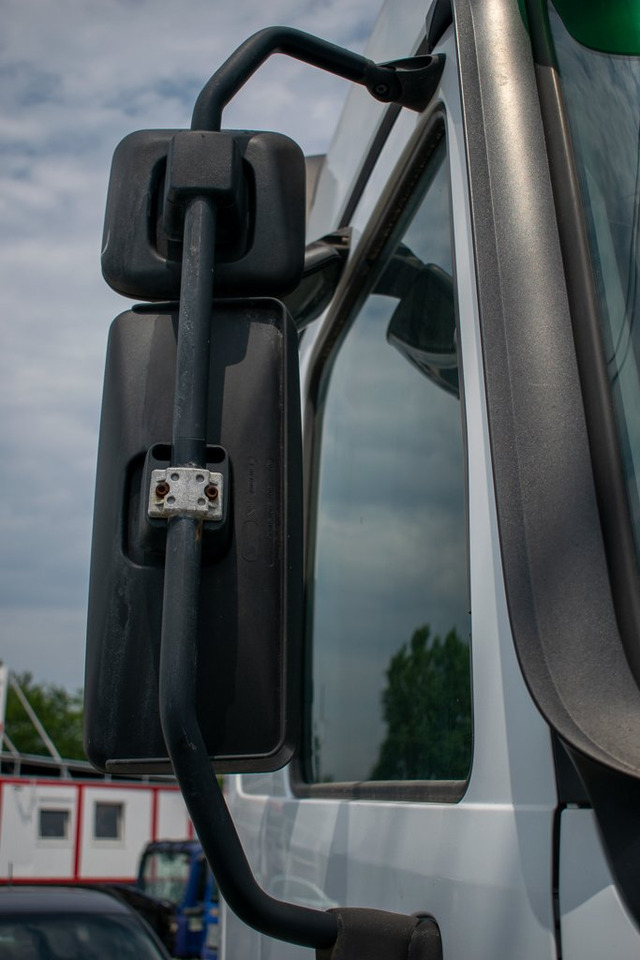 MERCEDES-BENZ ACTROS MP2 II - PASSENGER - Rear view mirror for Truck: picture 1 MERCEDES-BENZ ACTROS MP2 II - PASSENGER - Rear view mirror for Truck: picture 1