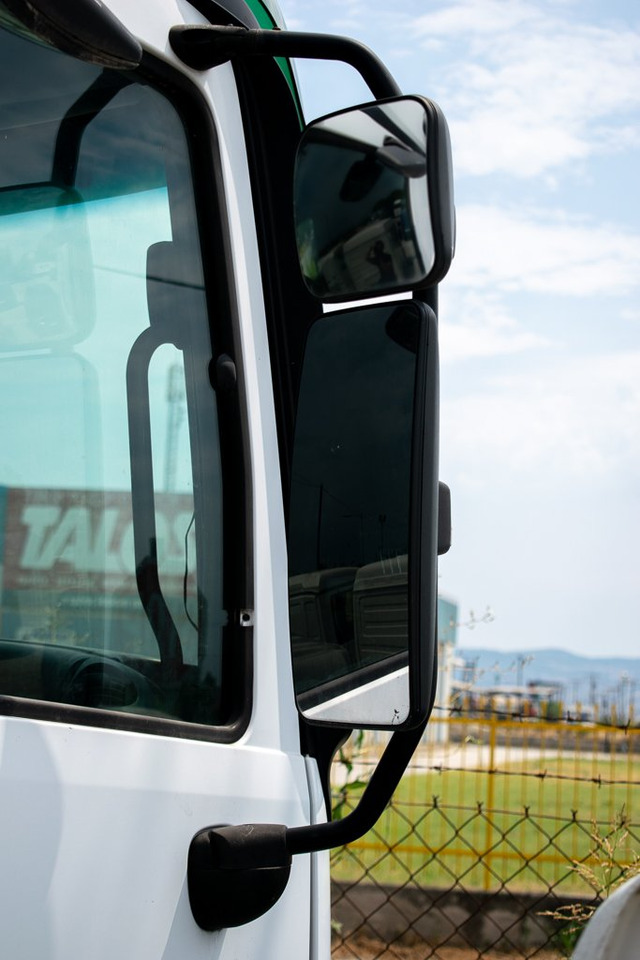 MERCEDES-BENZ ACTROS MP2 II - PASSENGER - Rear view mirror for Truck: picture 2 MERCEDES-BENZ ACTROS MP2 II - PASSENGER - Rear view mirror for Truck: picture 2