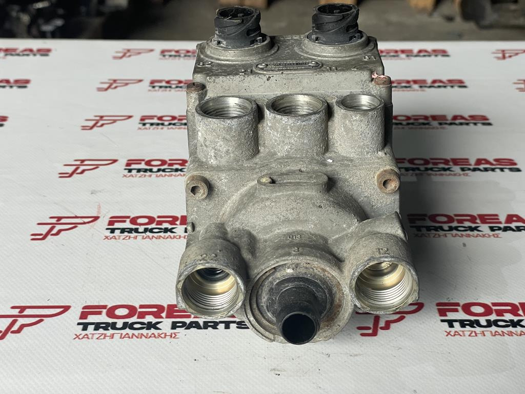 MERCEDES-BENZ BRAKE VALVE - 0044312205 / 011 - Brake valve for Truck: picture 2 MERCEDES-BENZ BRAKE VALVE - 0044312205 / 011 - Brake valve for Truck: picture 2